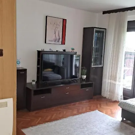 Behic Nyaraló Bihać
