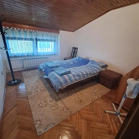 Behic Nyaraló Bihać